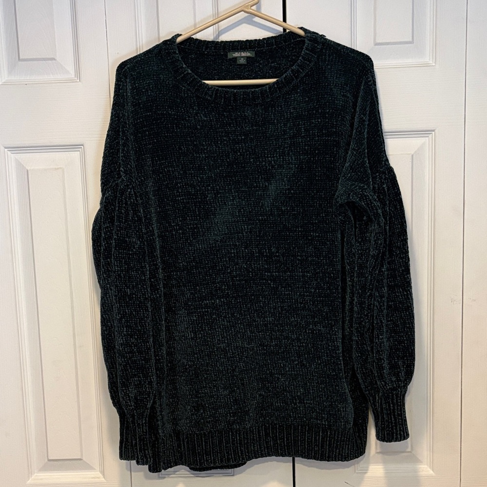 Elegant Black Women's Sweater